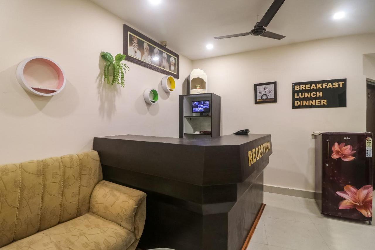 斯波特昂62429阿育王酒店 Bilāspur 外观 照片